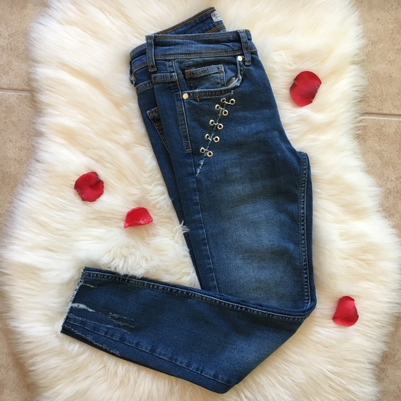 Zara Denim - ZARA Skinny Jeans with Piercing Detail